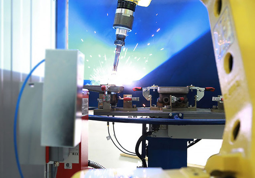 Robotic Welding Oil Collector