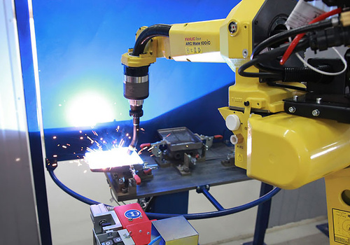 Robotic Welding Oil Collector