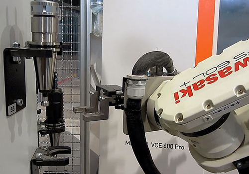 Robotic Loading/Unloading Machining Centre