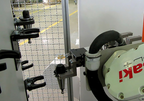 Robotic Loading/Unloading Machining Centre