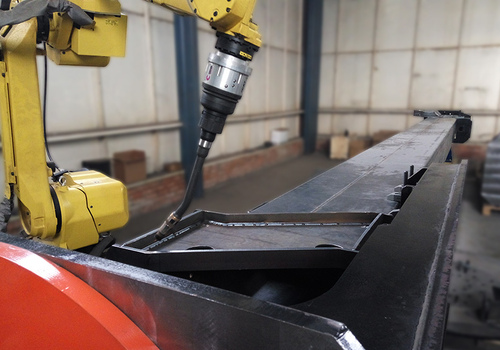 Robotic Welding Telescopic Cranes