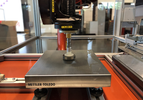 Robot for Quality Control and Marking