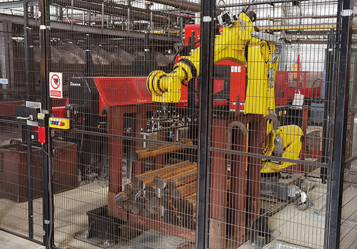 Robotic Loading and Unloading AMADA cutting machine